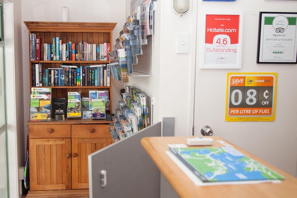 Asure Admirals View Motel Paihia Exteriör bild