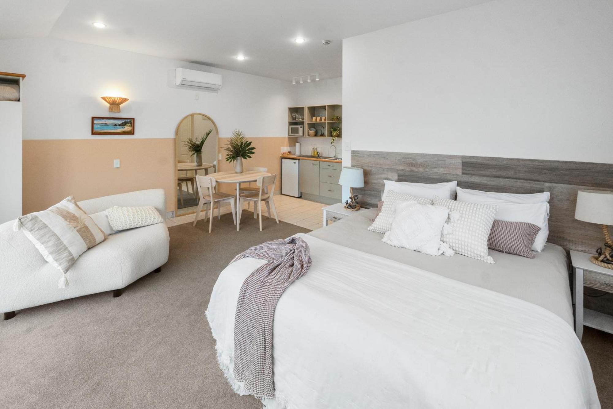 Asure Admirals View Motel Paihia Exteriör bild